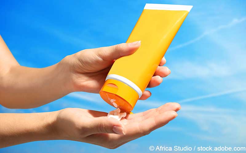 Krebsrisiko: Sonnencreme vom letzten Jahr besser wegwerfen